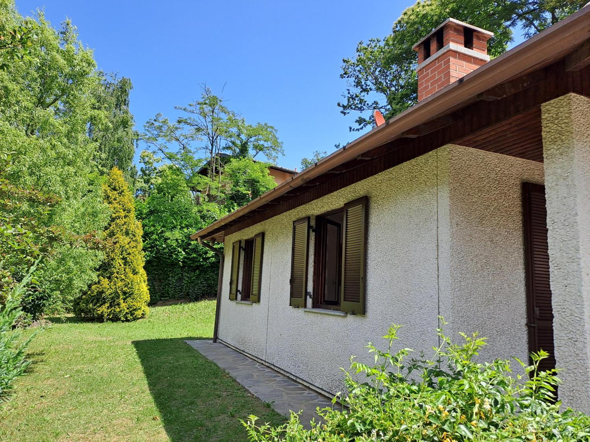 Villetta Singola Con Giardino Cottage Ghisallo Zona Bellagio Magreglio Exterior photo