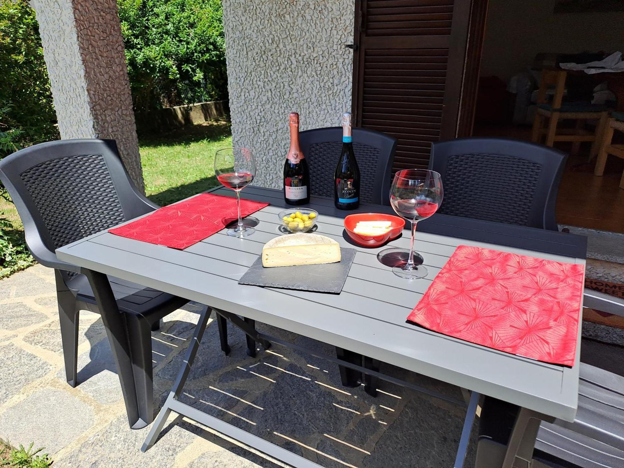 Villetta Singola Con Giardino Cottage Ghisallo Zona Bellagio Magreglio Exterior photo